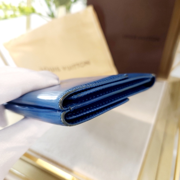 SALE! LV BUNDLE: wallet, box, & dustbag - authentic Louis Vuitton blue Epi - Picture 11 of 16
